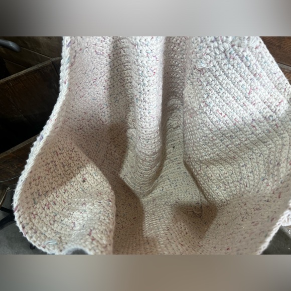 Handmade Knit Oversized Tote Bag Sturdy and Well Made! Market Shopping Bag - Picture 7 of 12